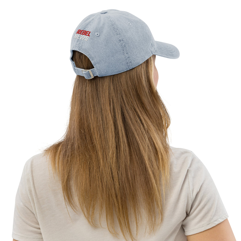 Load image into Gallery viewer, Maple Leaf Canada Denim Hat
